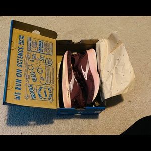 Brooks Levitate 4.0 size 8.5 running shoes